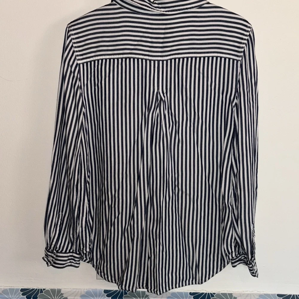 beachlunchlounge collection Button-Up, Size L/G - Picture 2 of 15